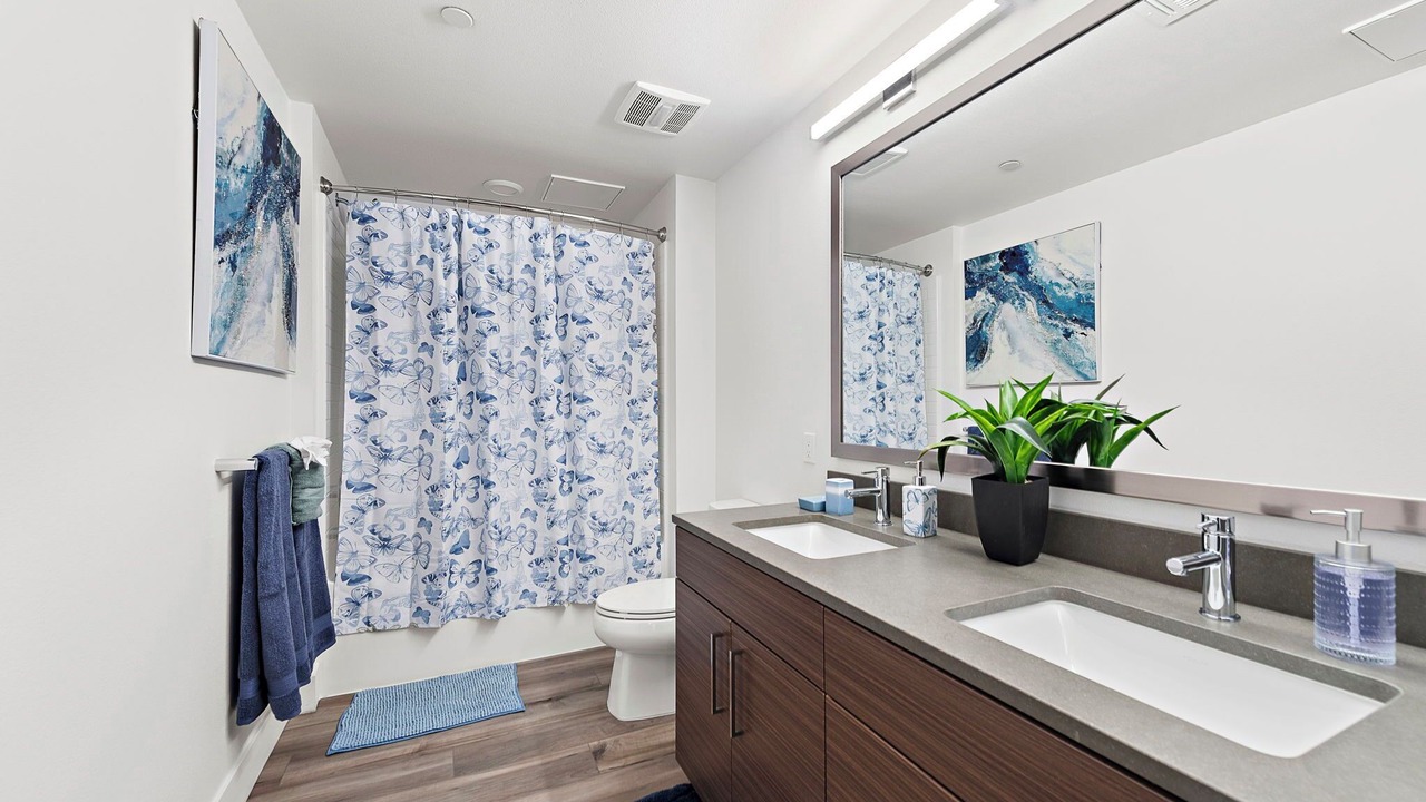 Photo of Bathroom in Southeast Anaheim