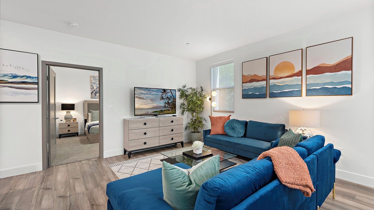 Photo of Livingroom in Southeast Anaheim