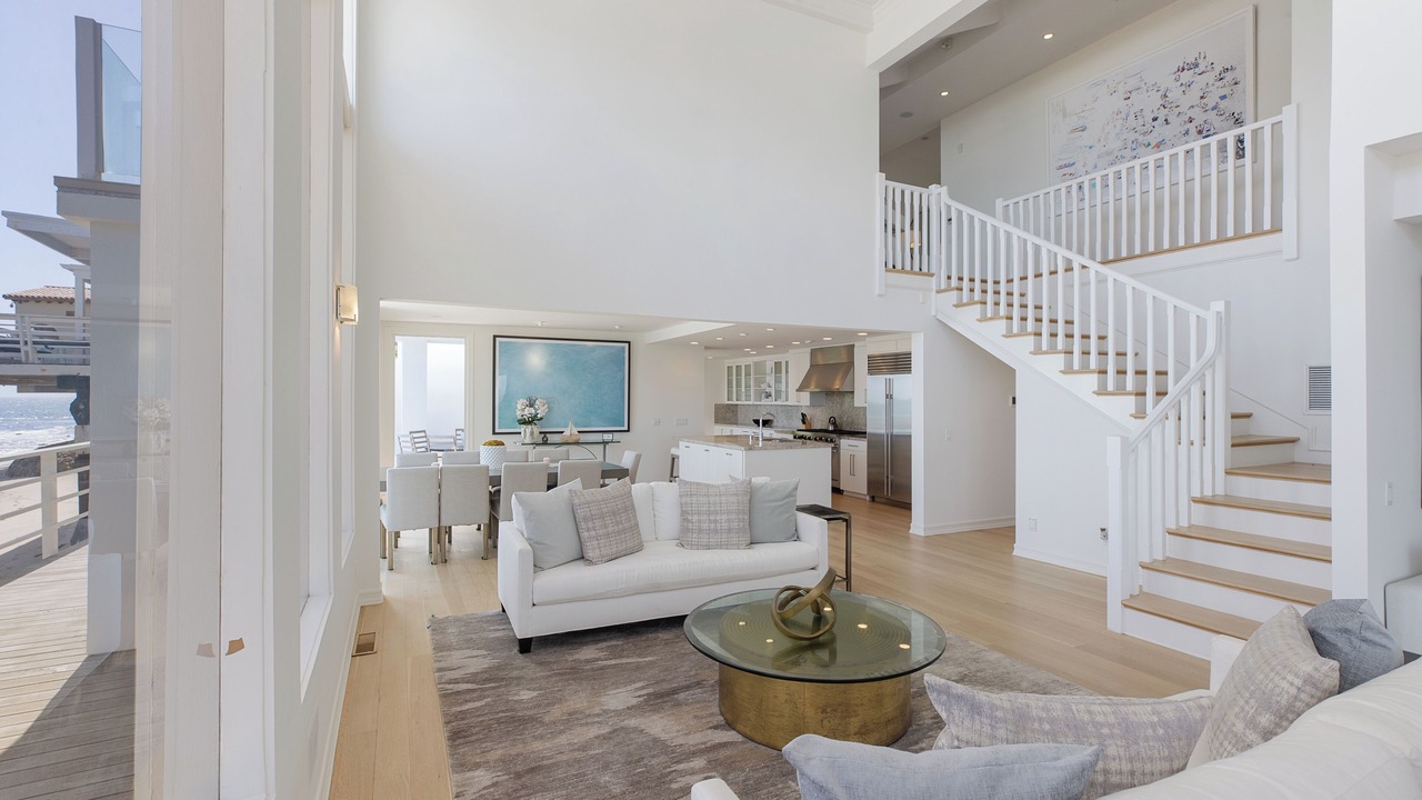 Photo of Livingroom in Eastern Malibu