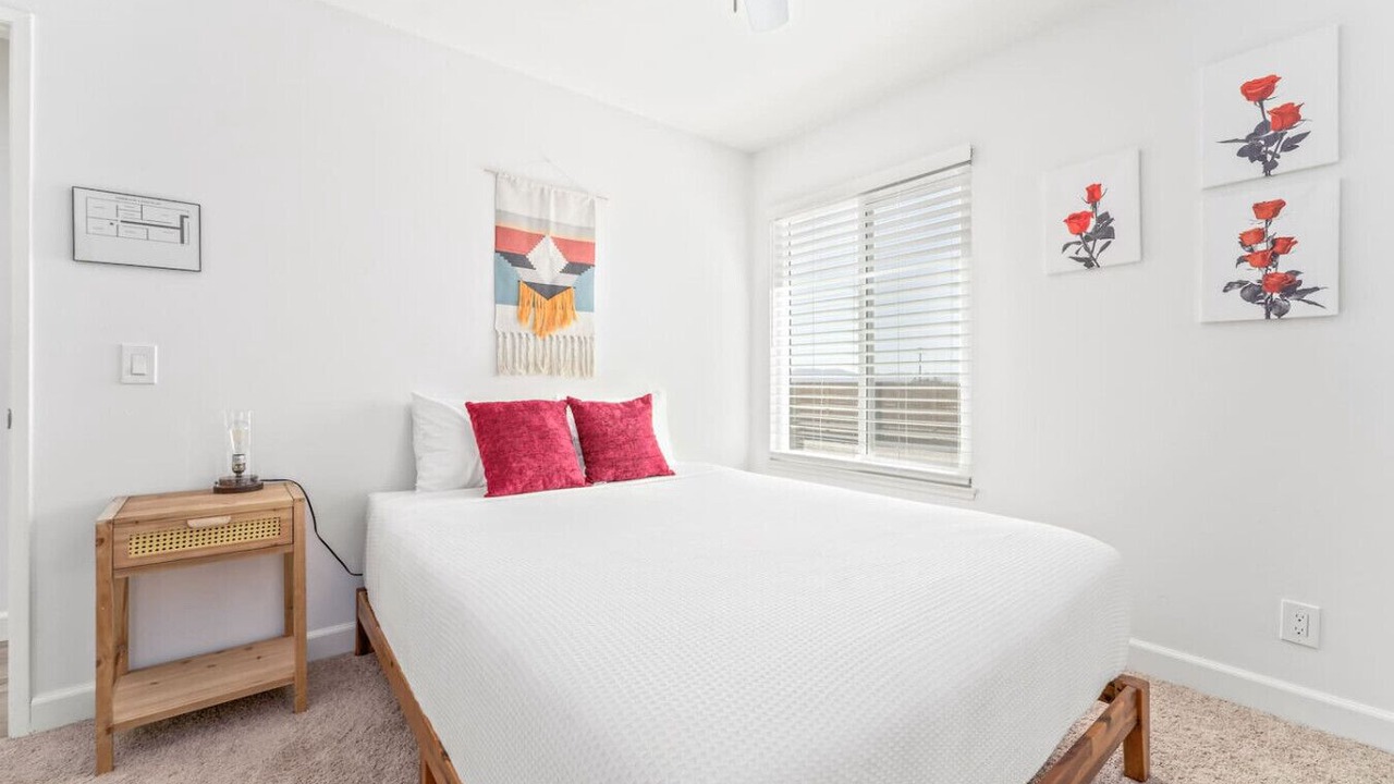 Photo of Bedroom in Twentynine Palms