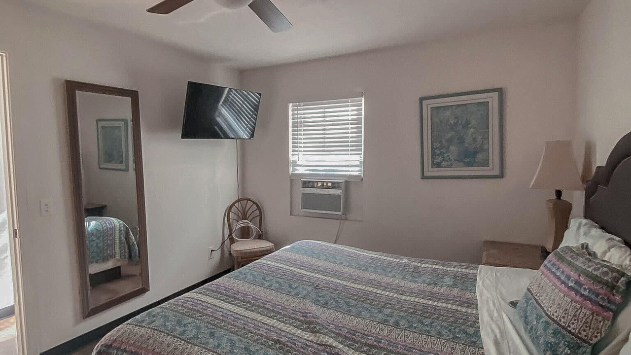 Photo of Bedroom in Westside Costa Mesa
