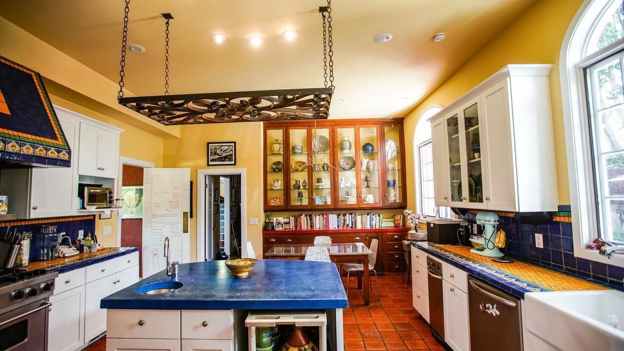 Photo of Kitchen in Greater Wilshire - Hancock Park