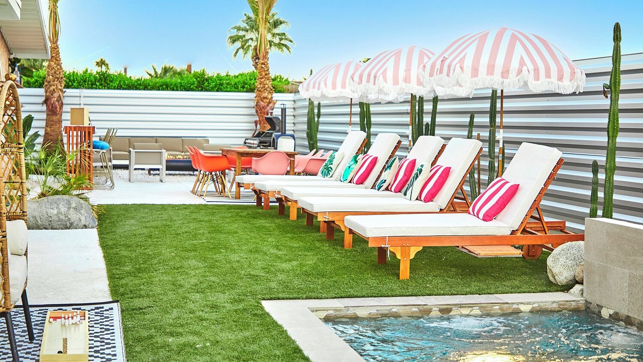 Photo of Patio Balcony in Racquet Club Estates