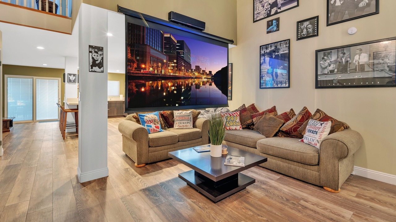 Photo of Livingroom in Ivey Ranch - Rancho Del Oro