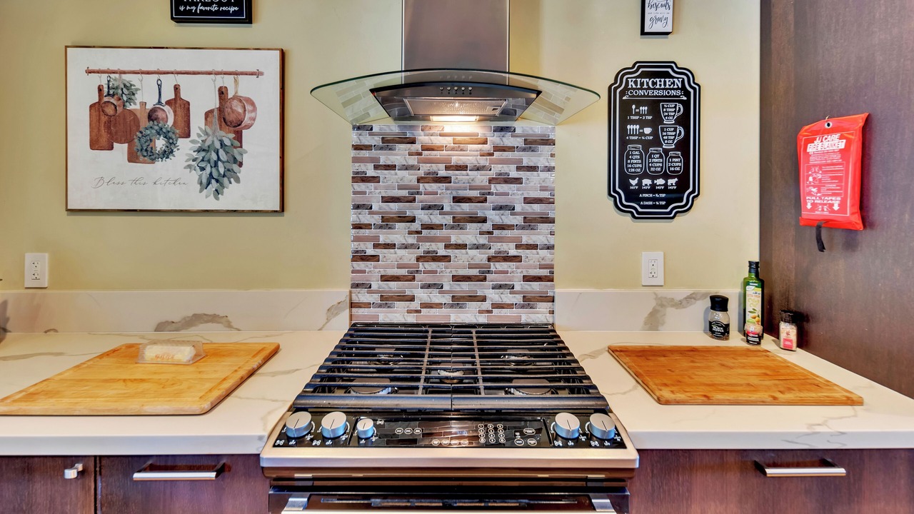 Photo of Kitchen in Ivey Ranch - Rancho Del Oro
