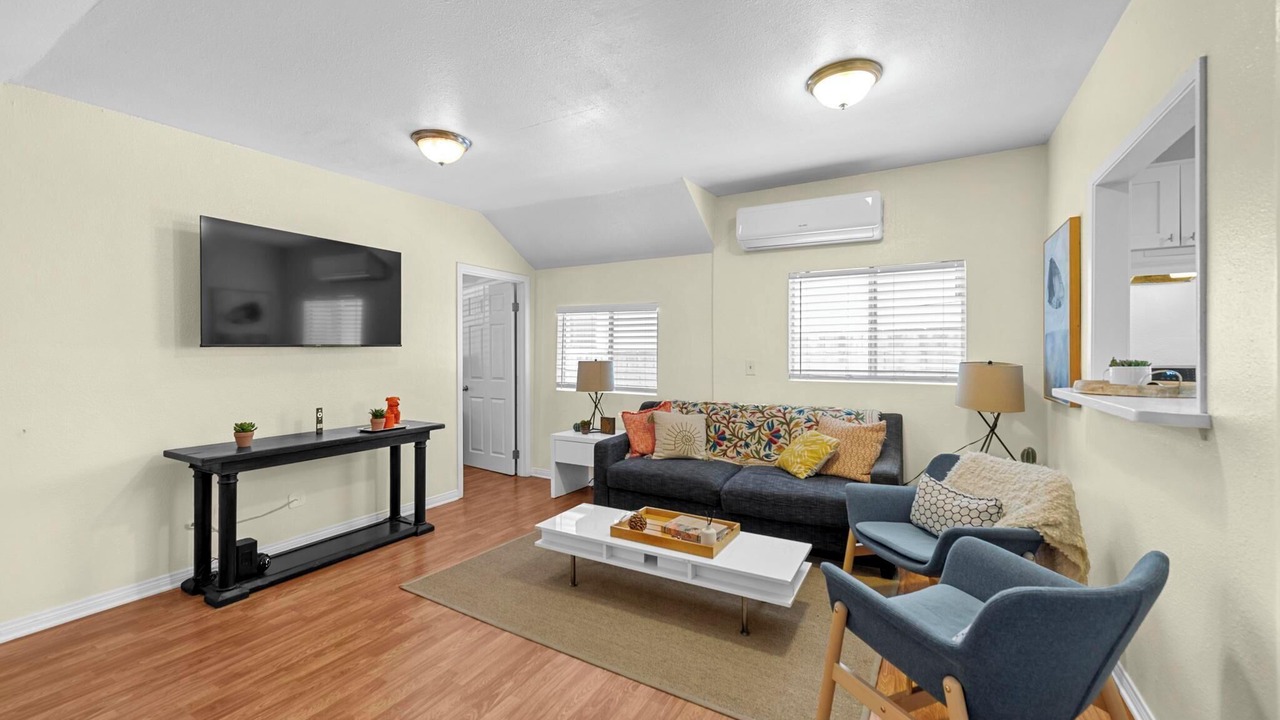 Photo of Livingroom in Highland Park