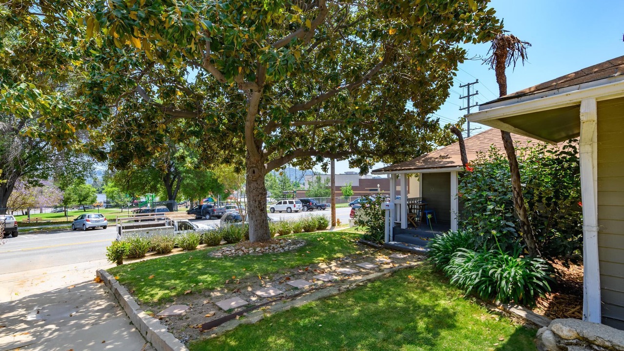 Photo of Outdoor in Highland Park