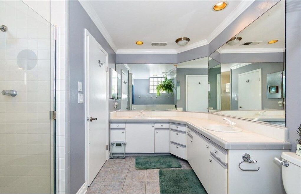 Photo of Bathroom in Central San Pedro