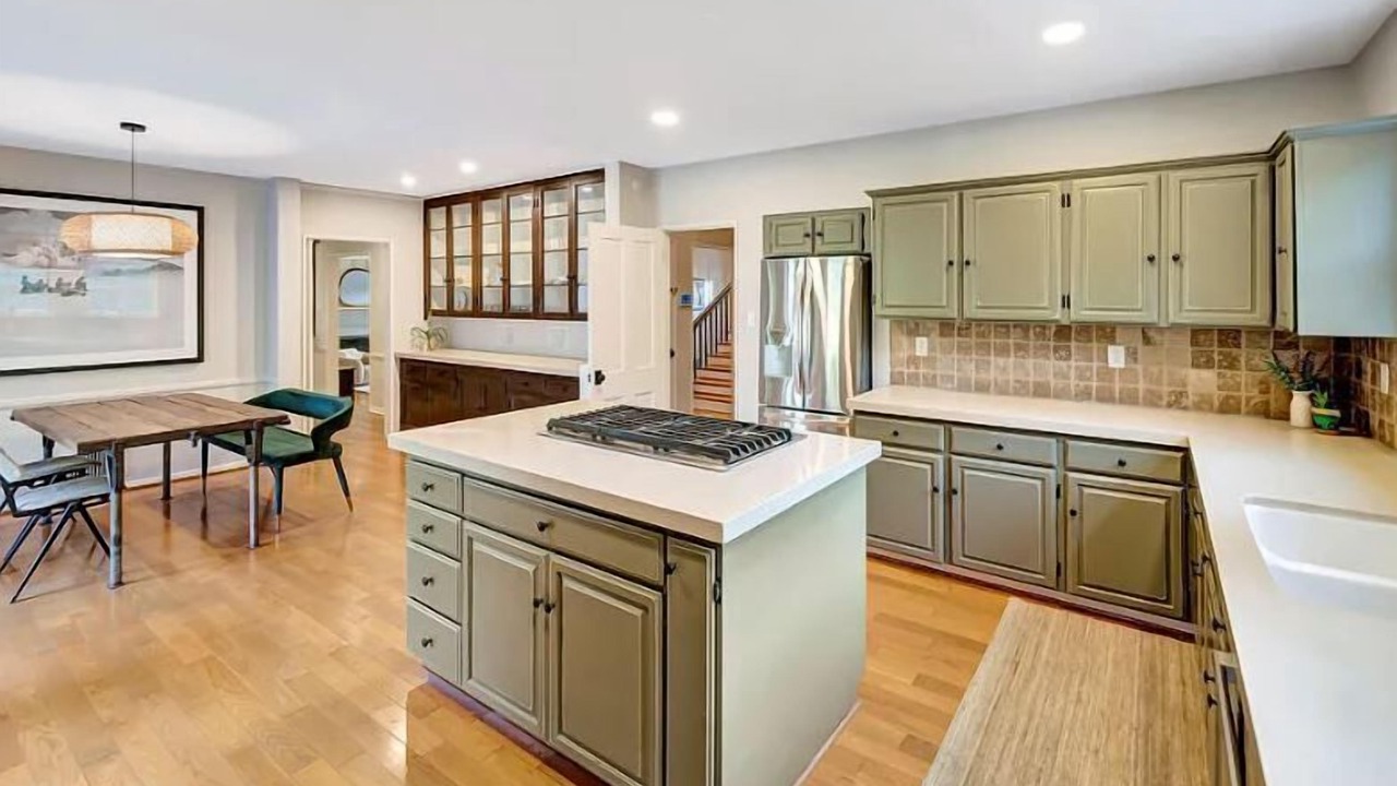 Photo of Kitchen in Altadena
