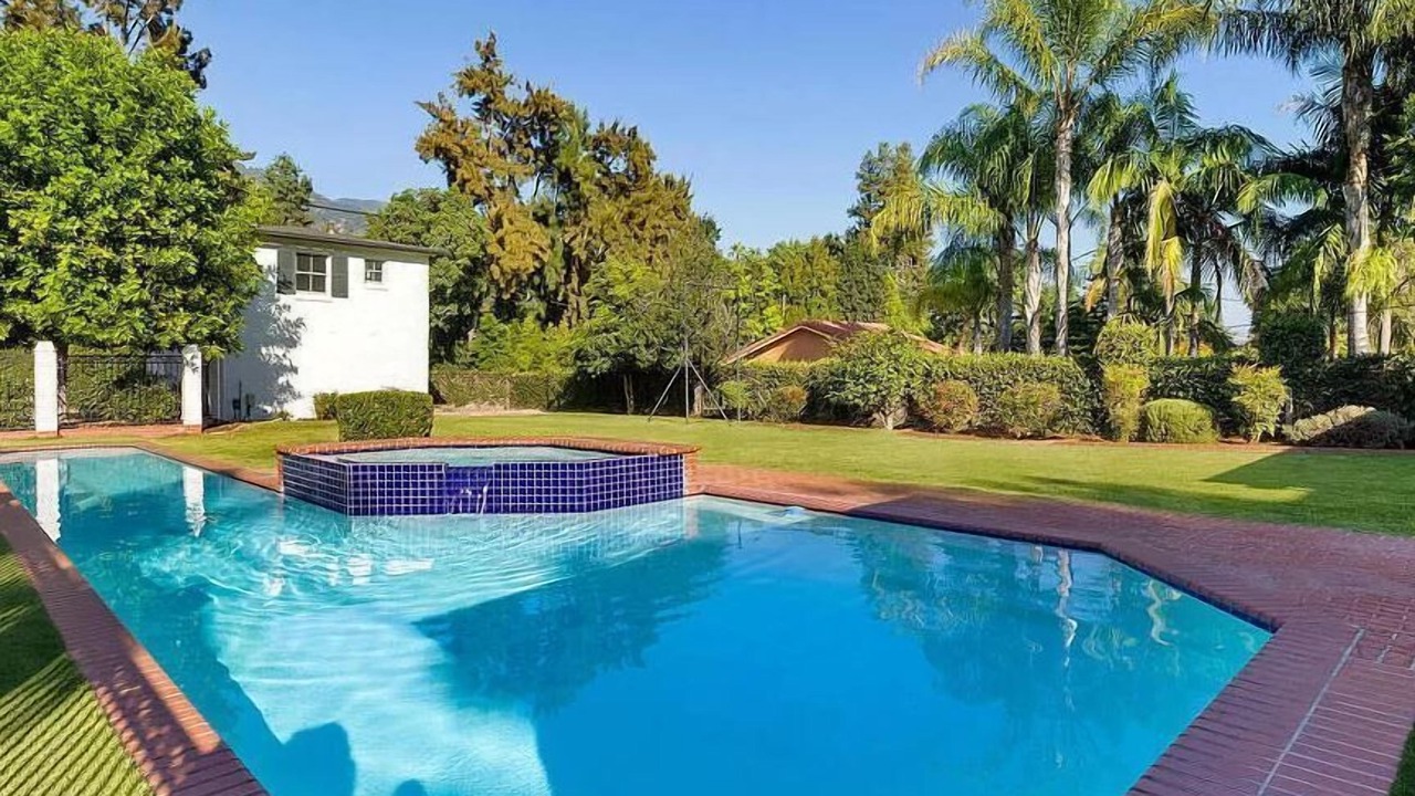 Photo of Outdoor in Altadena