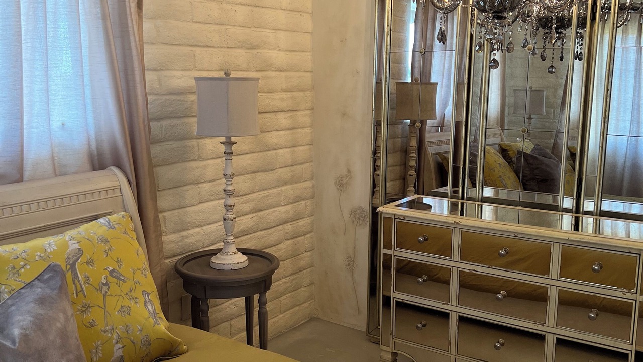 Photo of Bedroom in Escondido