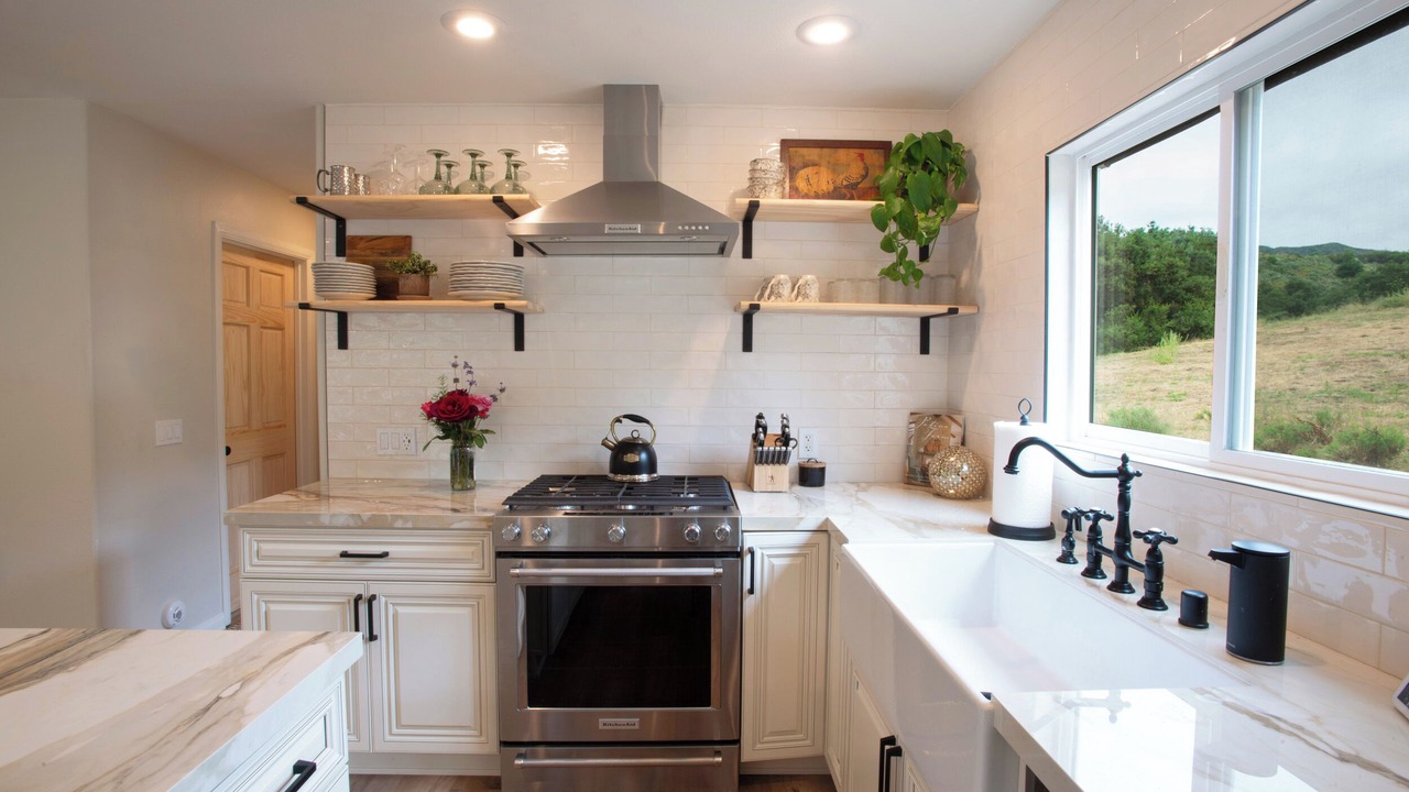Photo of Kitchen in Santa Ana Heights
