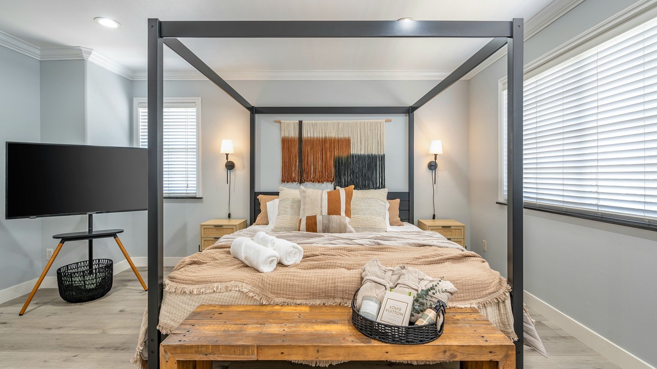 Photo of Bedroom in El Monte