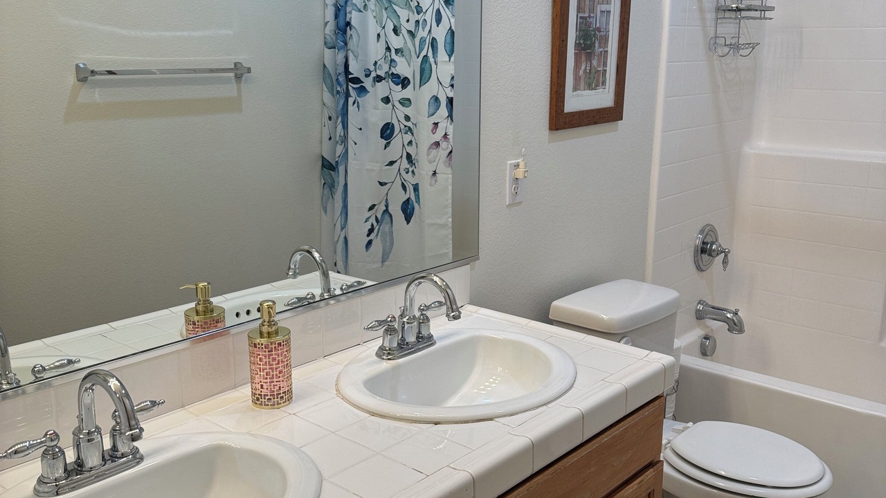 Photo of Bathroom in Hesperia