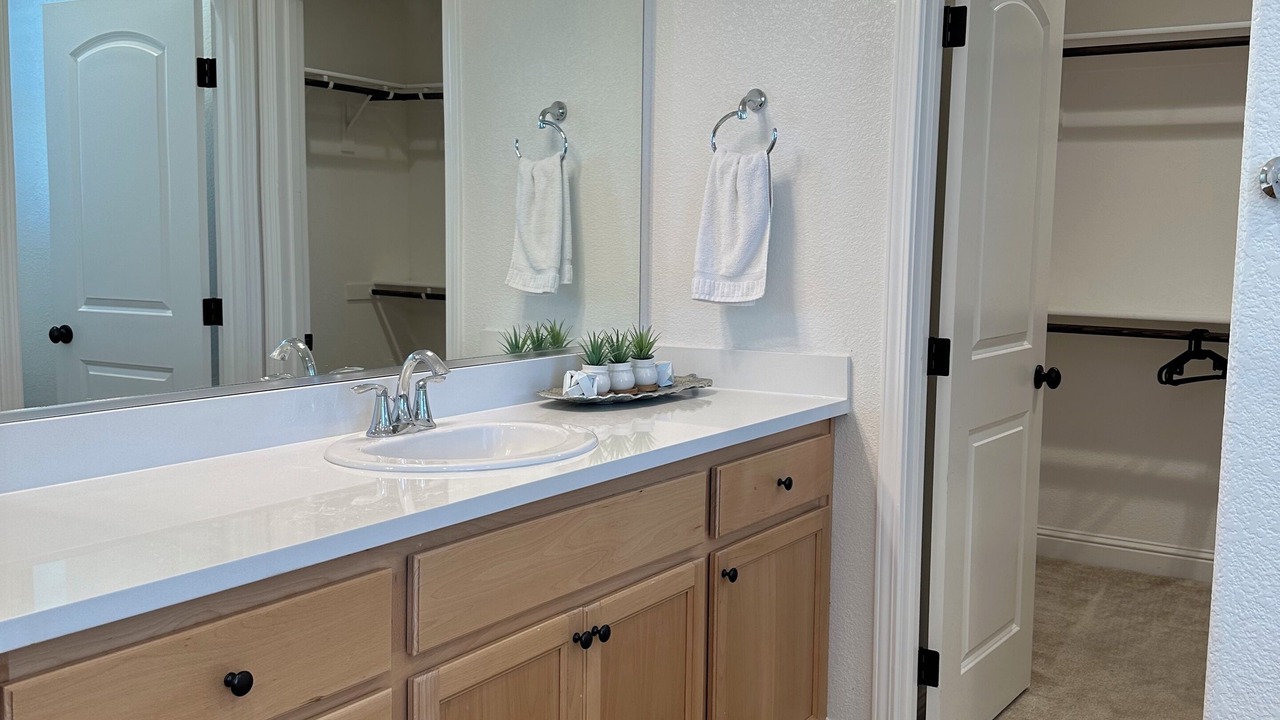 Photo of Bathroom in Nut Tree