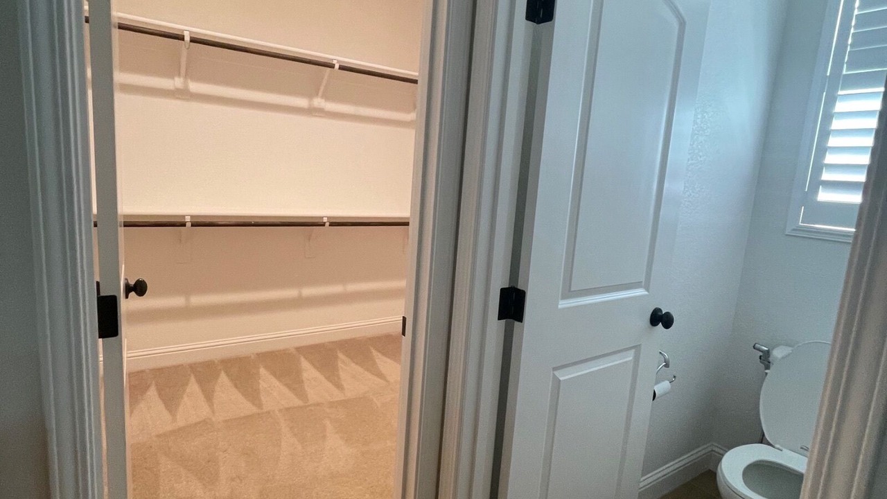 Photo of Bathroom in Nut Tree