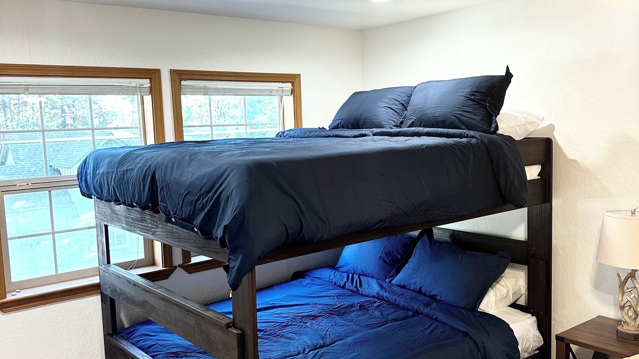 Photo of Bedroom in Strawberry