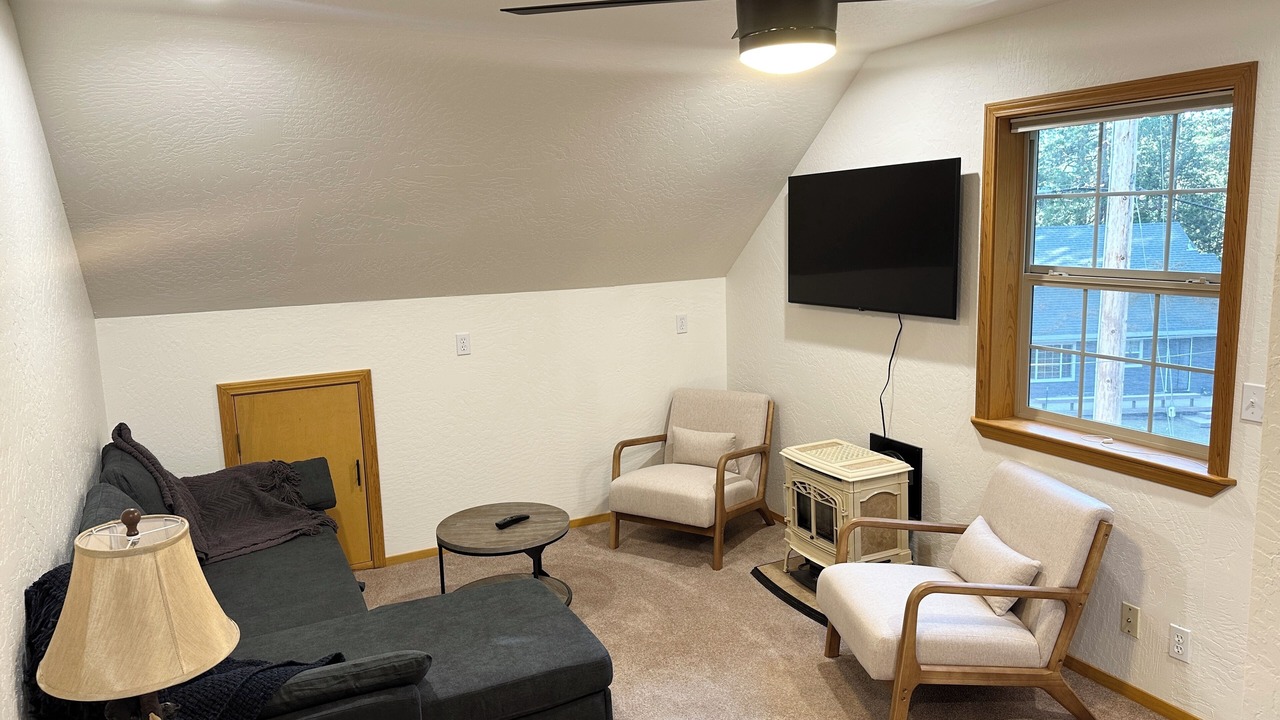 Photo of Livingroom in Strawberry