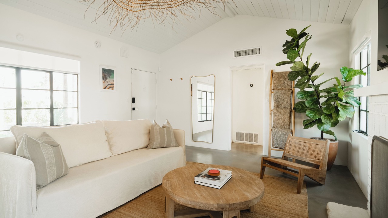 Photo of Livingroom in Warm Sands