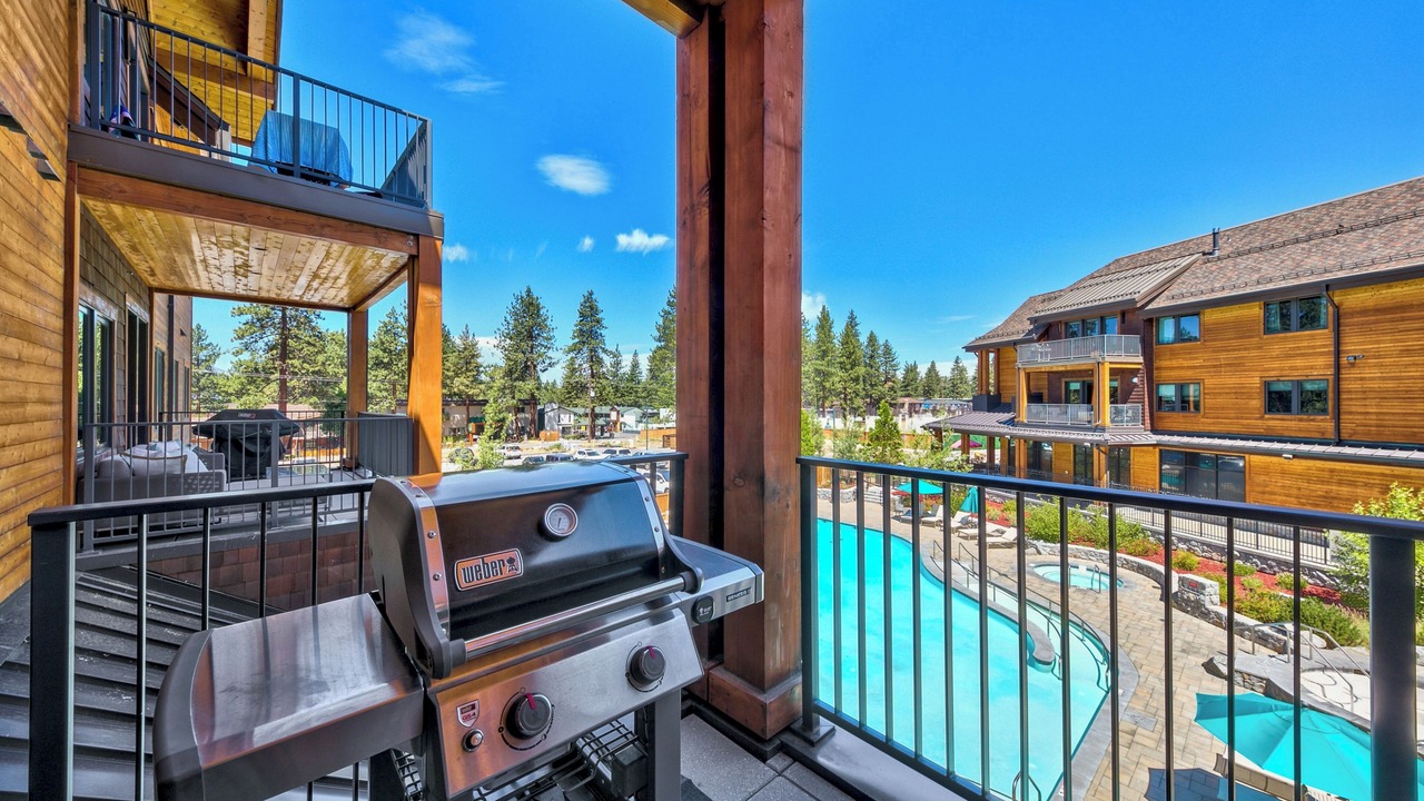 Photo of Patio Balcony in Lakeside Park