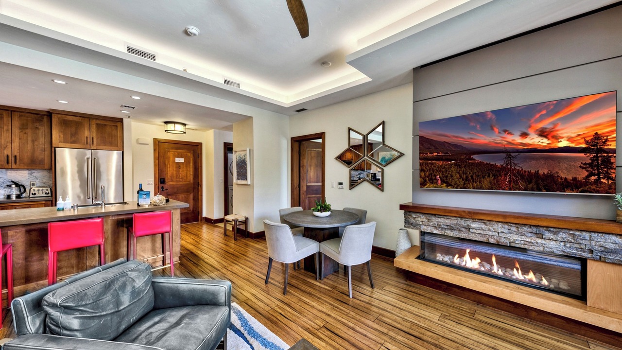 Photo of Livingroom in Lakeside Park