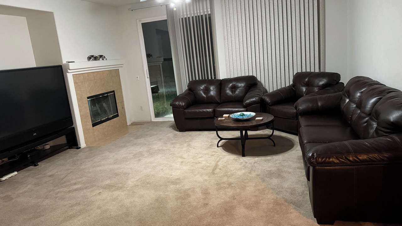 Photo of Livingroom in Hesperia
