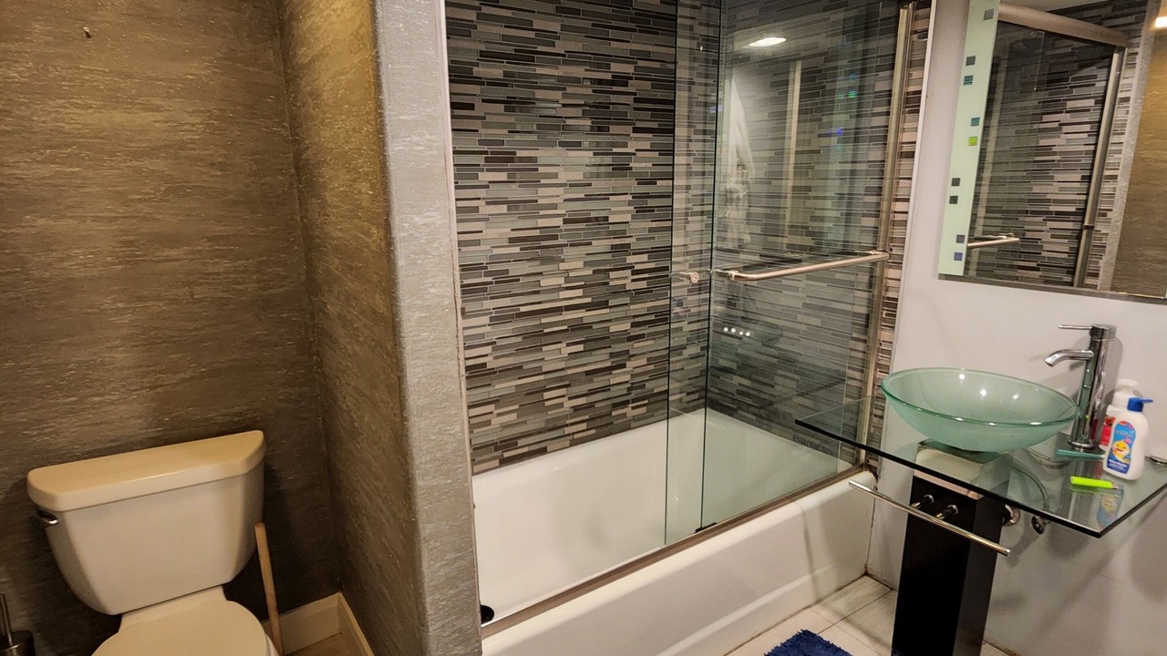 Photo of Bathroom in Glendale