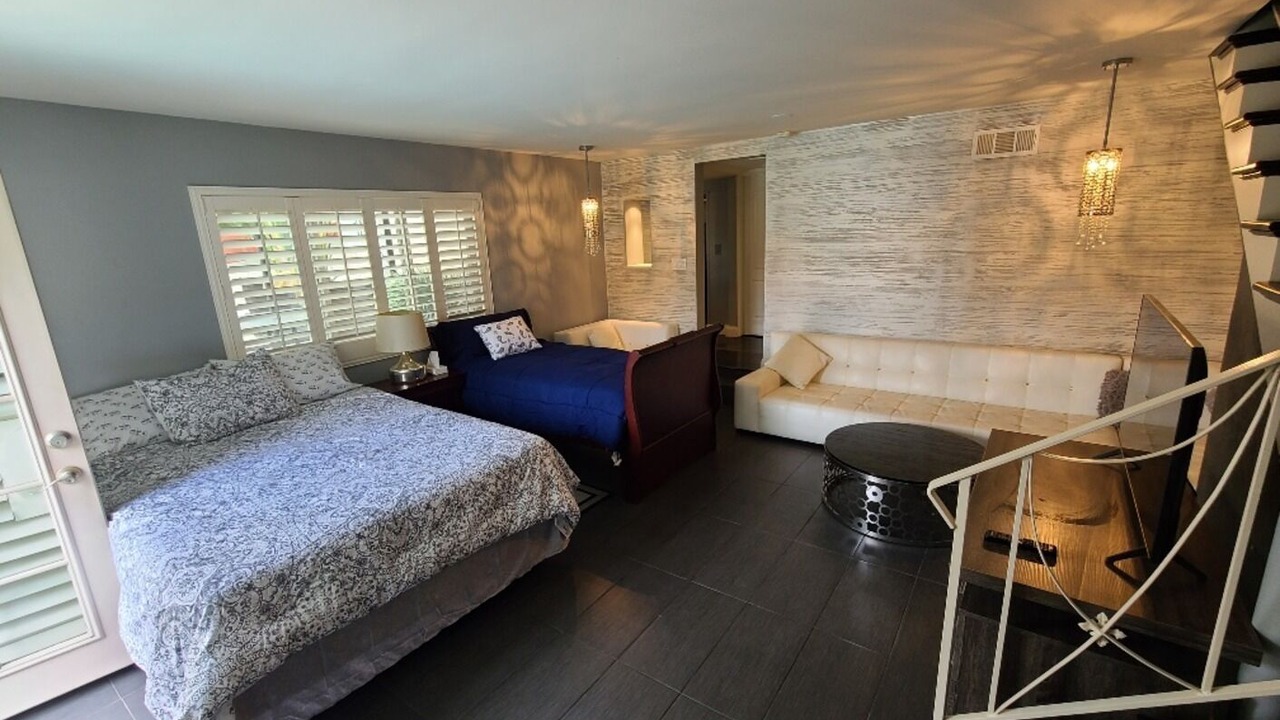 Photo of Bedroom in Glendale