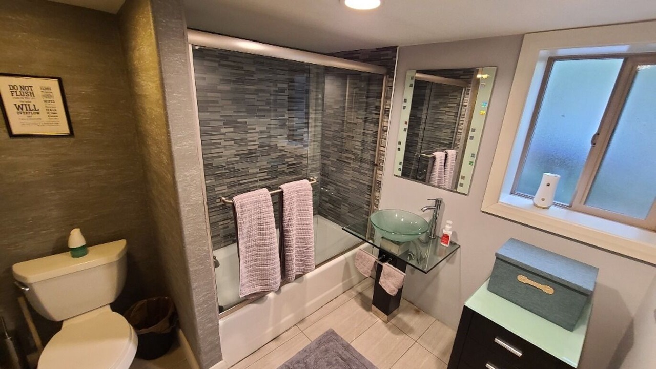 Photo of Bathroom in Glendale
