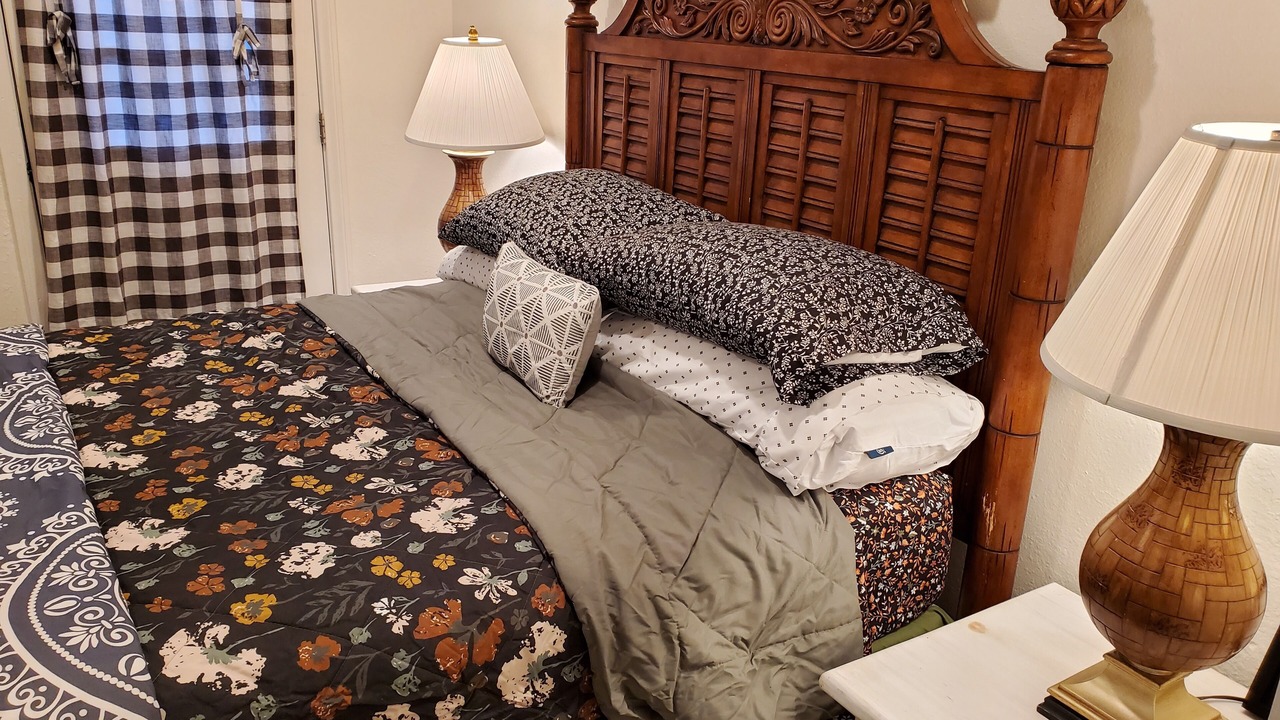 Photo of Bedroom in Twin Peaks