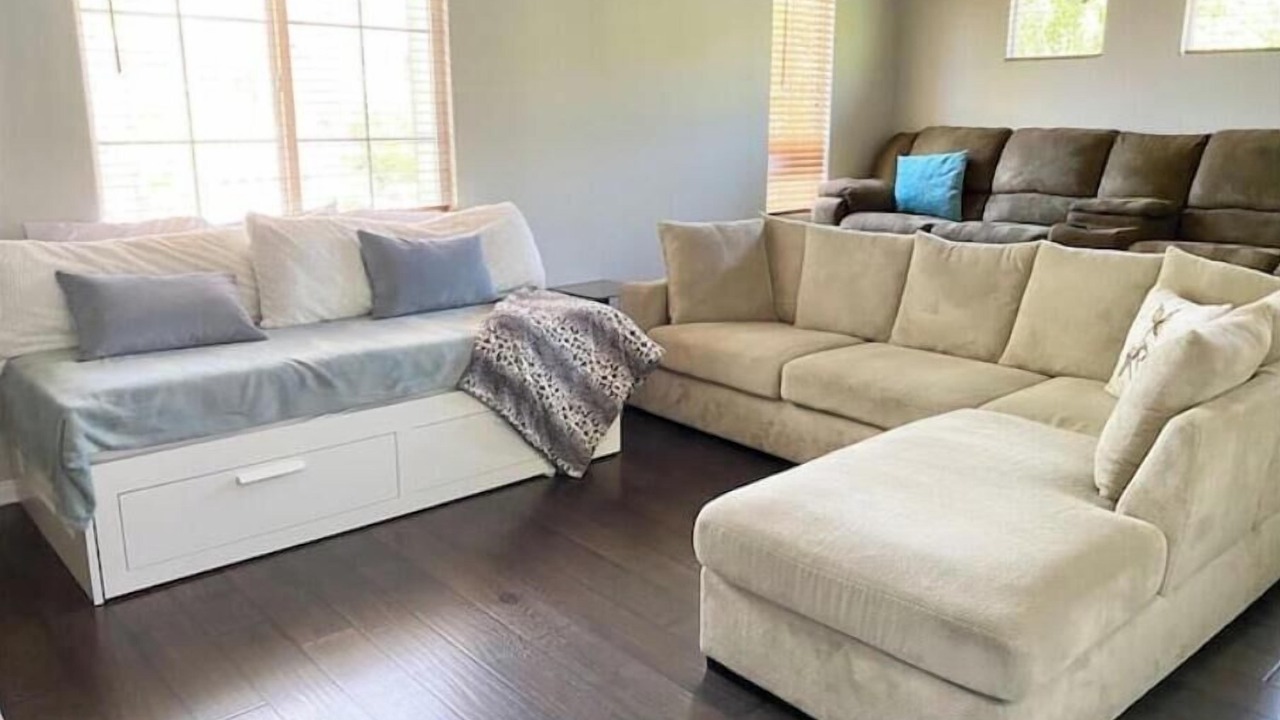 Photo of Livingroom in Santa Clarita
