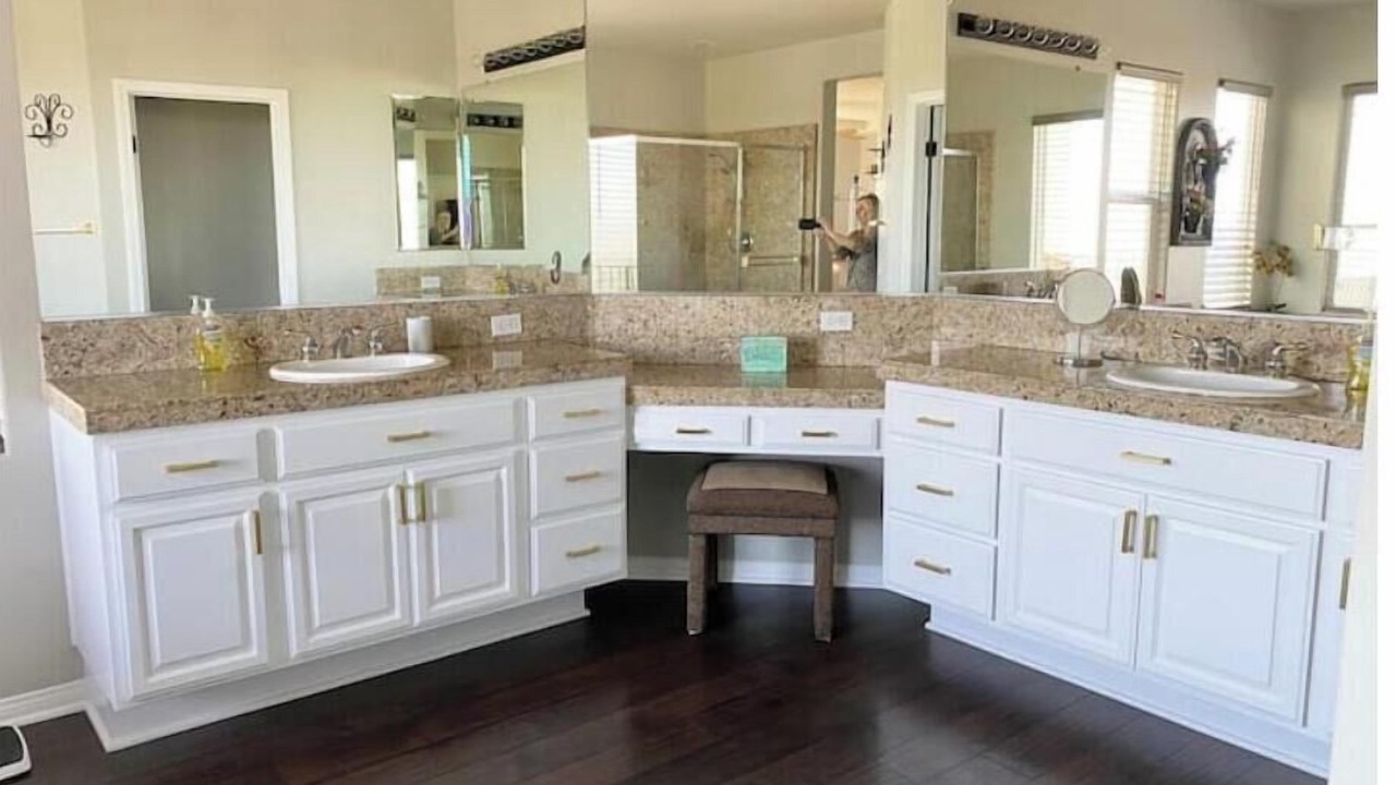 Photo of Bathroom in Santa Clarita
