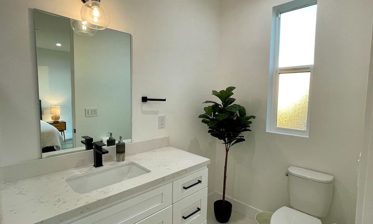 Photo of Bathroom in Wilshire