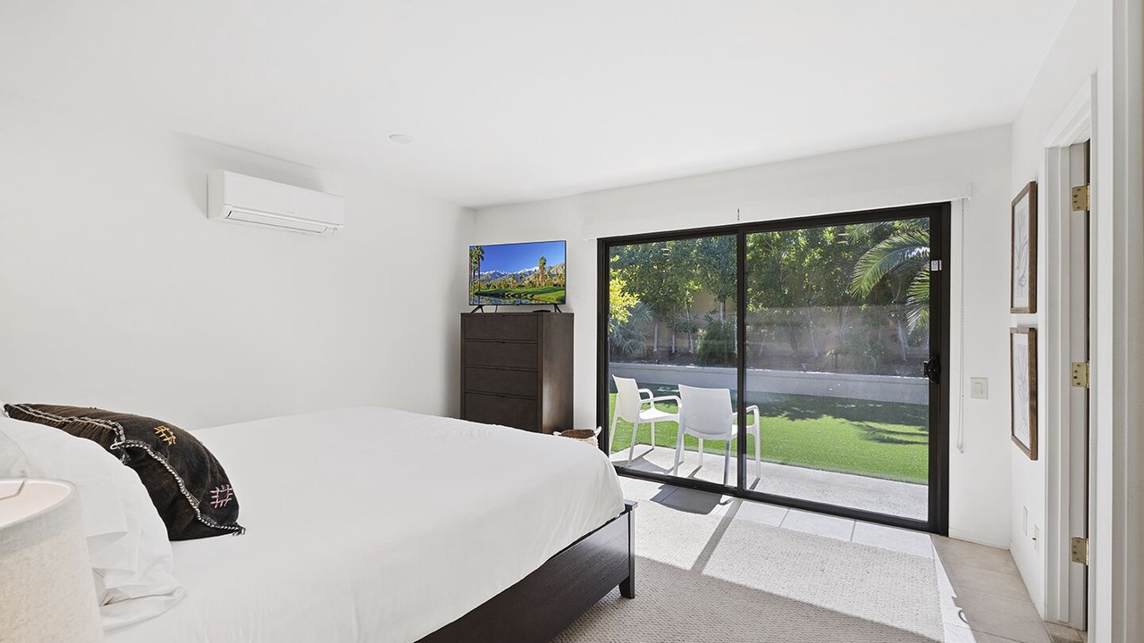 Photo of Bedroom in Araby