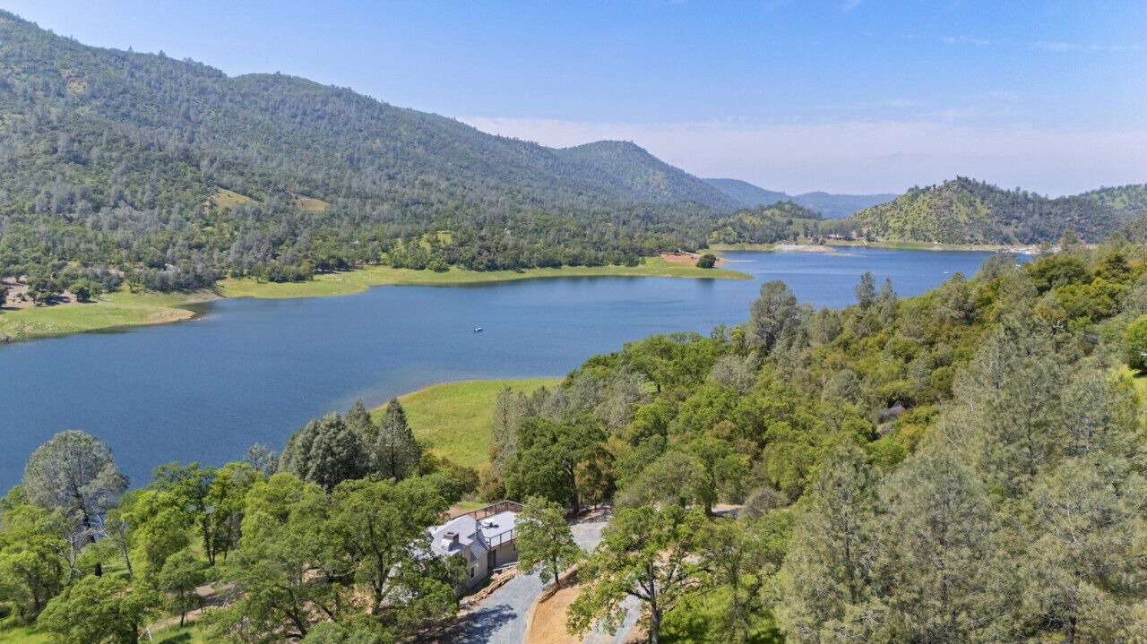 Photo of Outdoor in Groveland