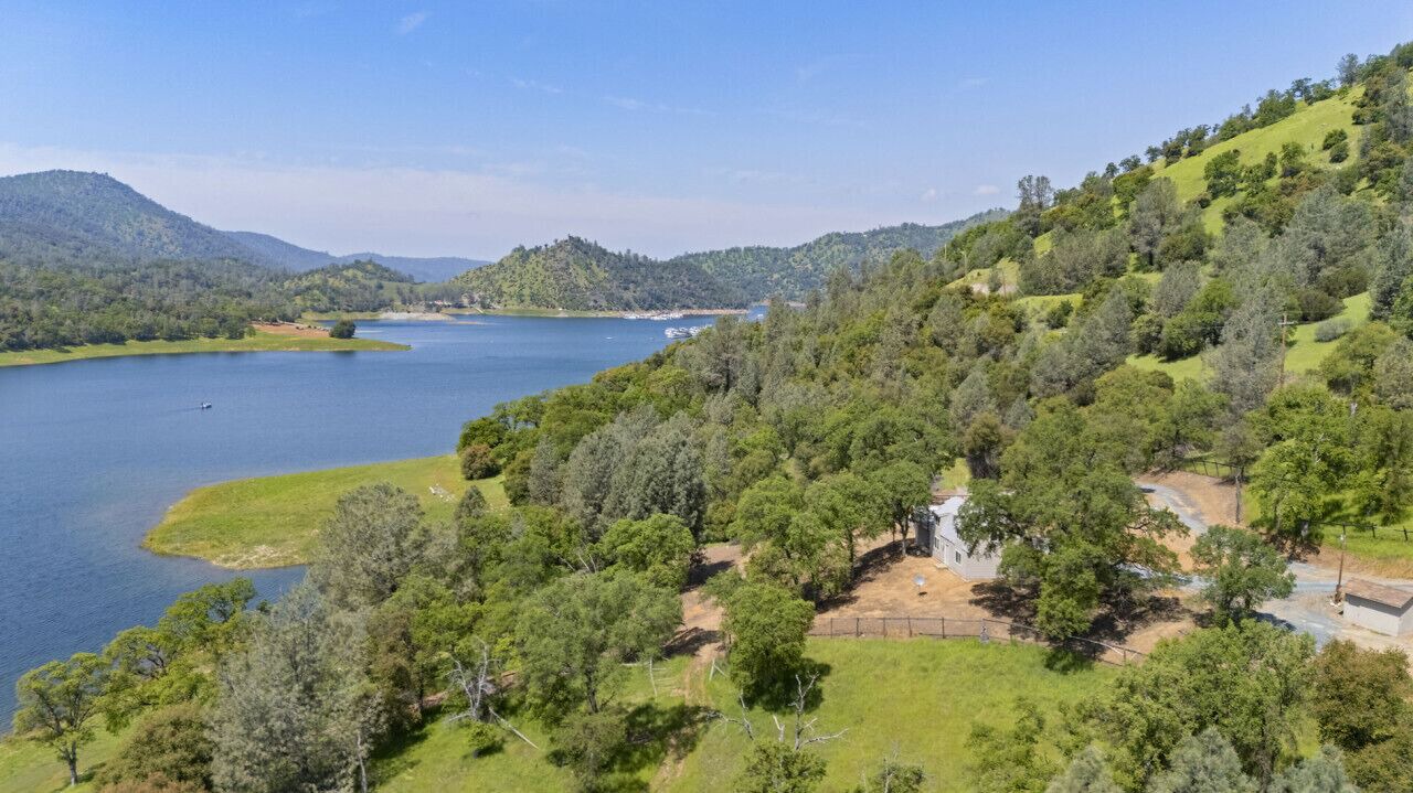 Photo of Outdoor in Groveland