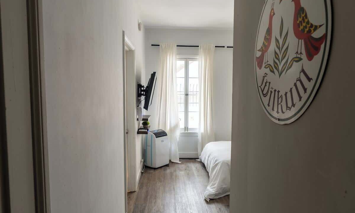 Photo of Bedroom in Hollywood