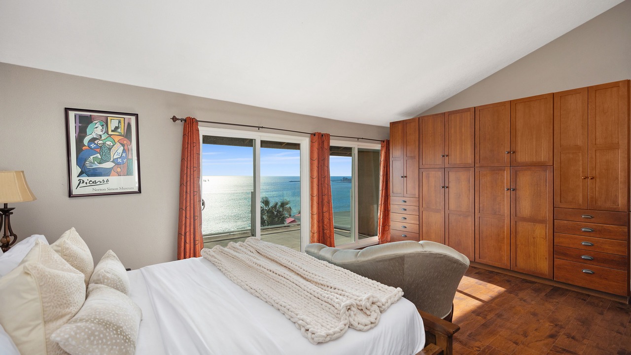 Photo of Bedroom in Capistrano Beach