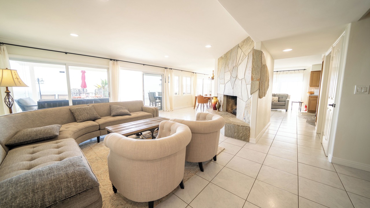 Photo of Livingroom in Capistrano Beach