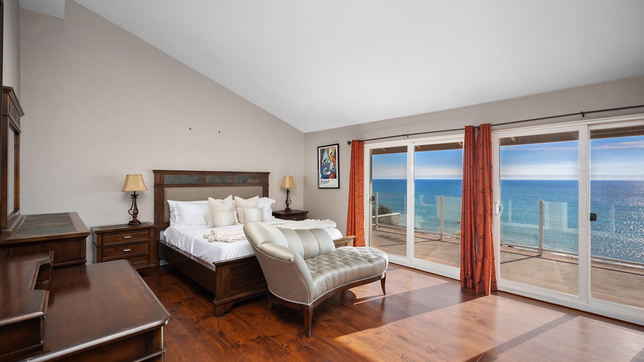 Photo of Bedroom in Capistrano Beach
