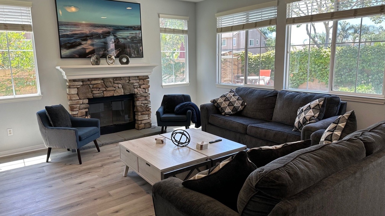 Photo of Livingroom in Eastvale