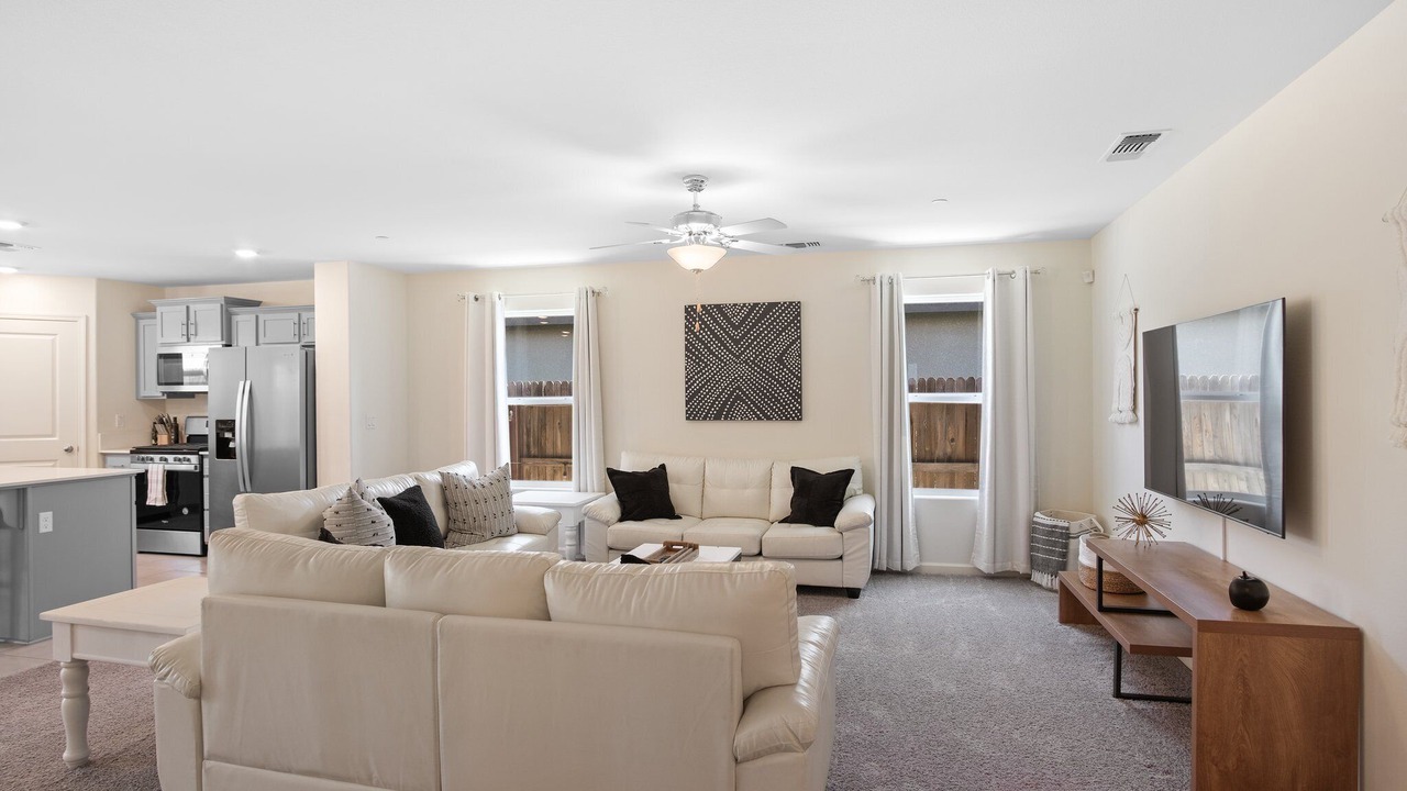 Photo of Livingroom in Merced