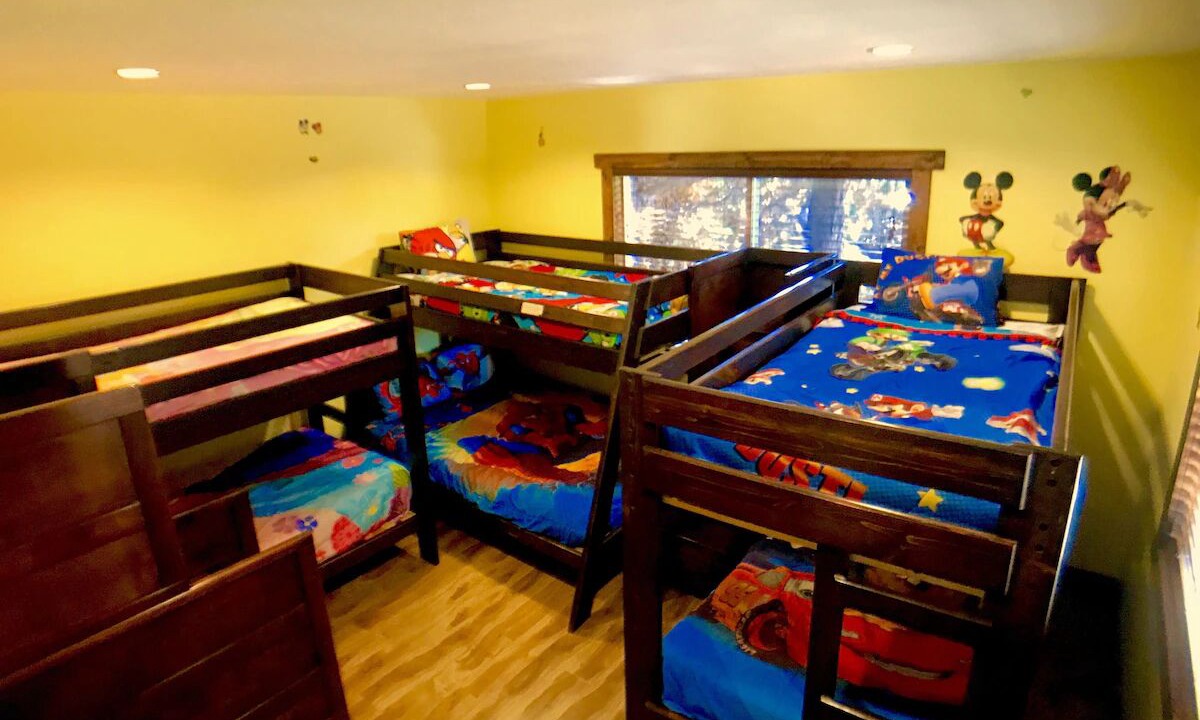 Photo of Bedroom in Anaheim Colony Historic District