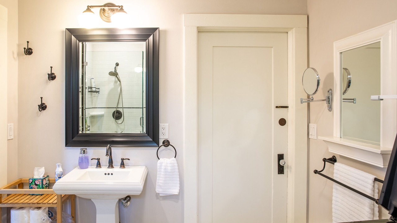 Photo of Bathroom in Southwest Anaheim