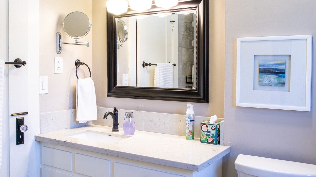 Photo of Bathroom in Southwest Anaheim