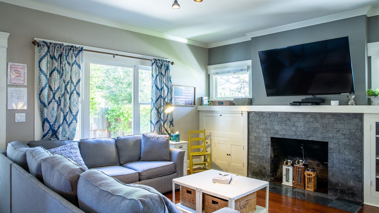 Photo of Livingroom in Southwest Anaheim