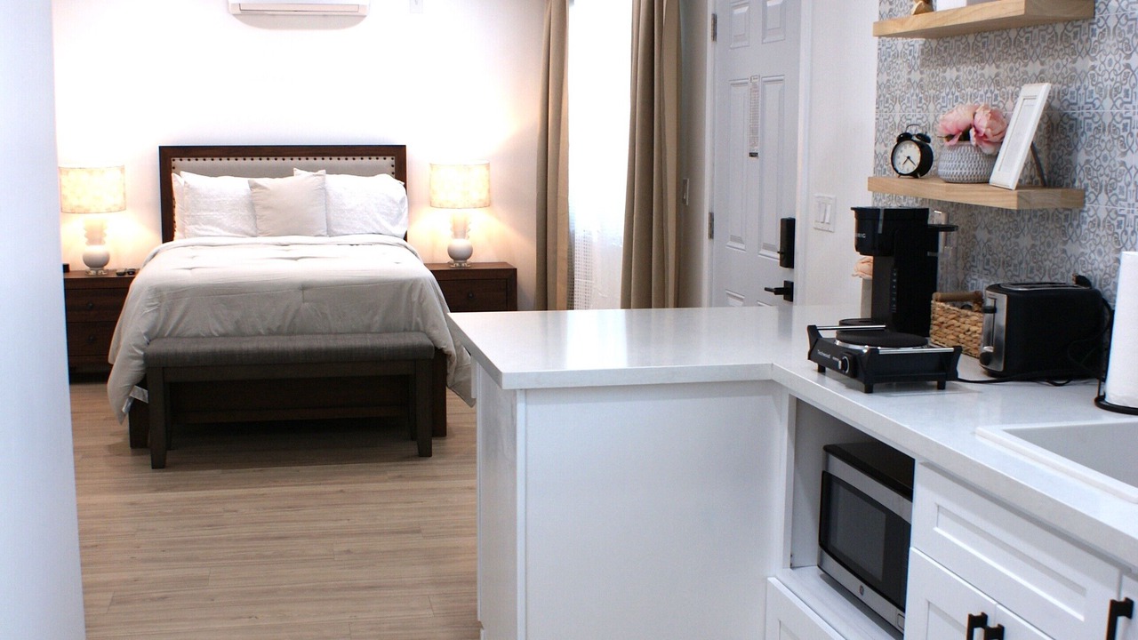 Photo of Bedroom in Reseda