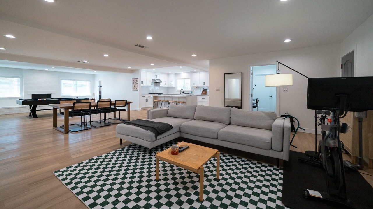 Photo of Livingroom in Northeast Anaheim