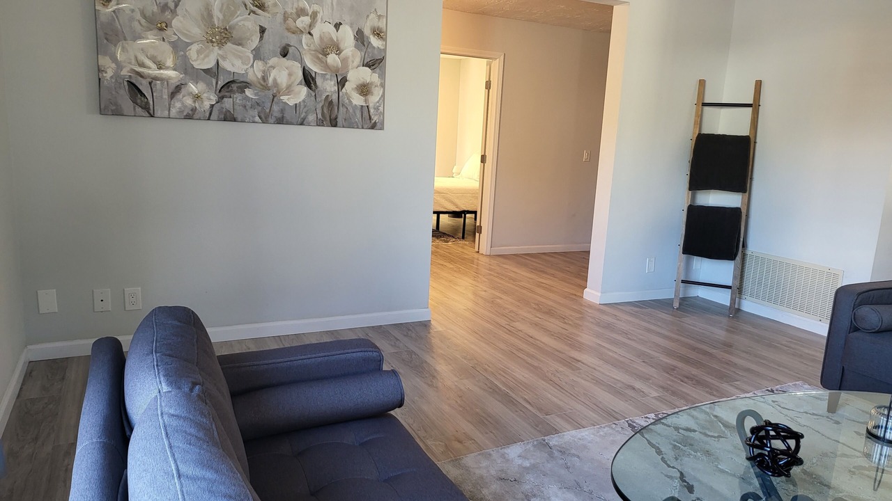 Photo of Livingroom in Victorville