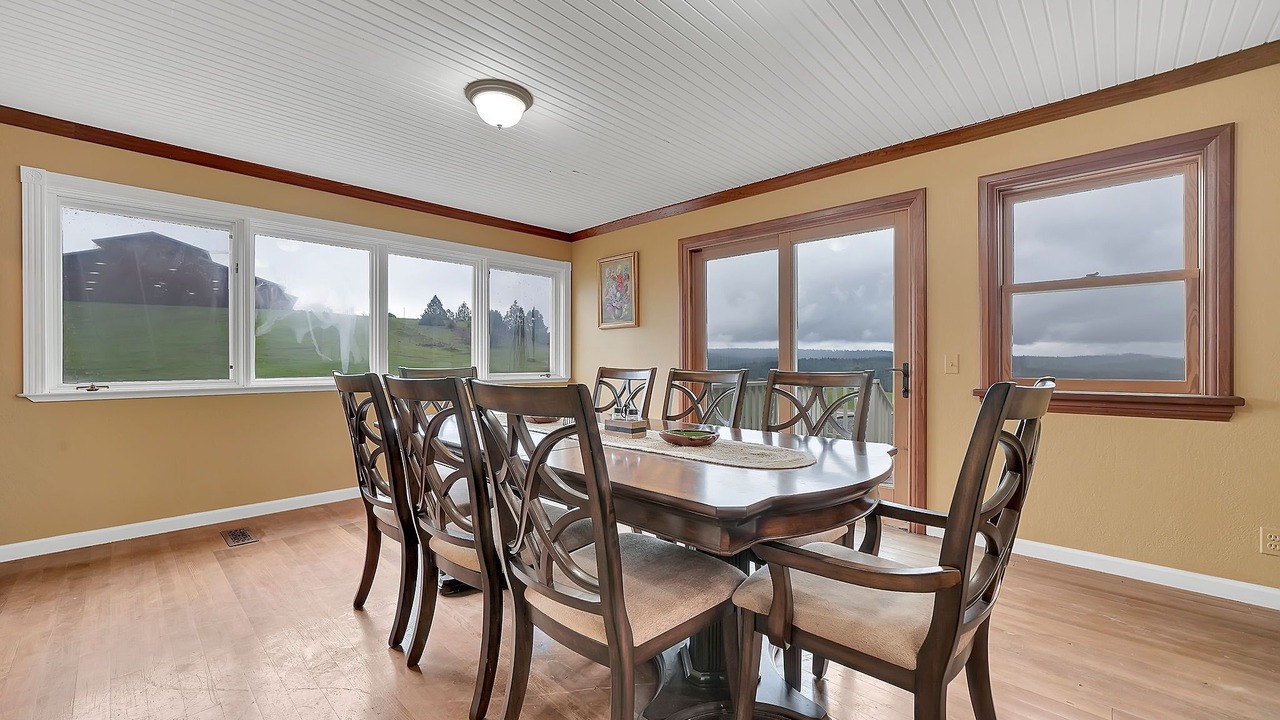 Photo of Livingroom in Sutter Creek